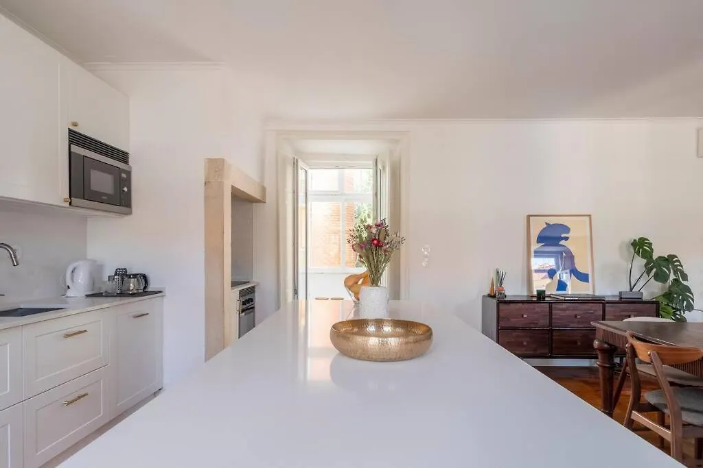 Casa Das Flores 4Br + Office Space And A/C Lisboa