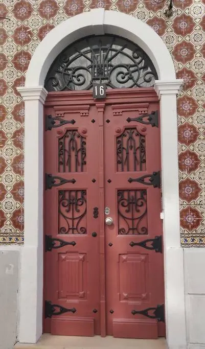 Daire Casa Das Flores 4Br + Office Space And A/C Lisboa