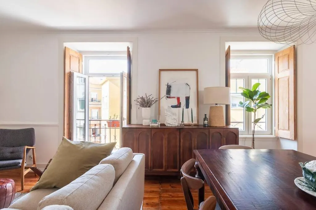 Daire Casa Das Flores 4Br + Office Space And A/C Lisboa Portekiz