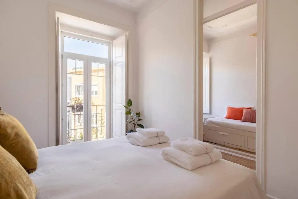 Casa Das Flores 4Br + Office Space And A/C Lisboa